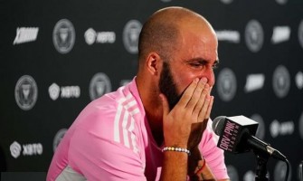 Higuain encerra a carreira de jogador